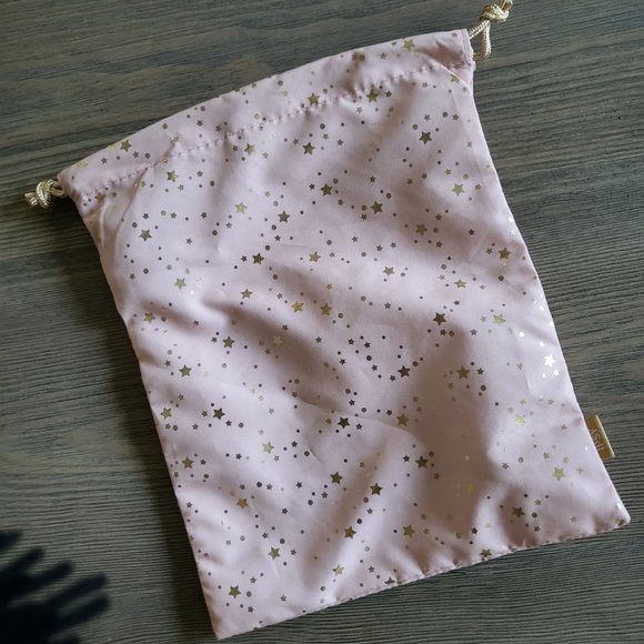 IPSY Glam Bag Plus Makeup Bag December 2021 Pink with Gold Stars Drawstring - Picture 1 of 3